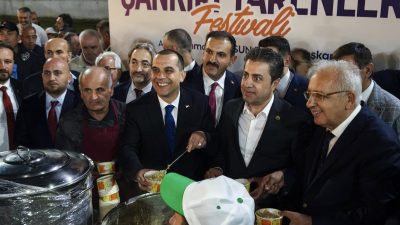 Sultangazi Belediyesi Etkinlik Alanında Çandef’in Organize ettiği çankırı yarenler Festivali