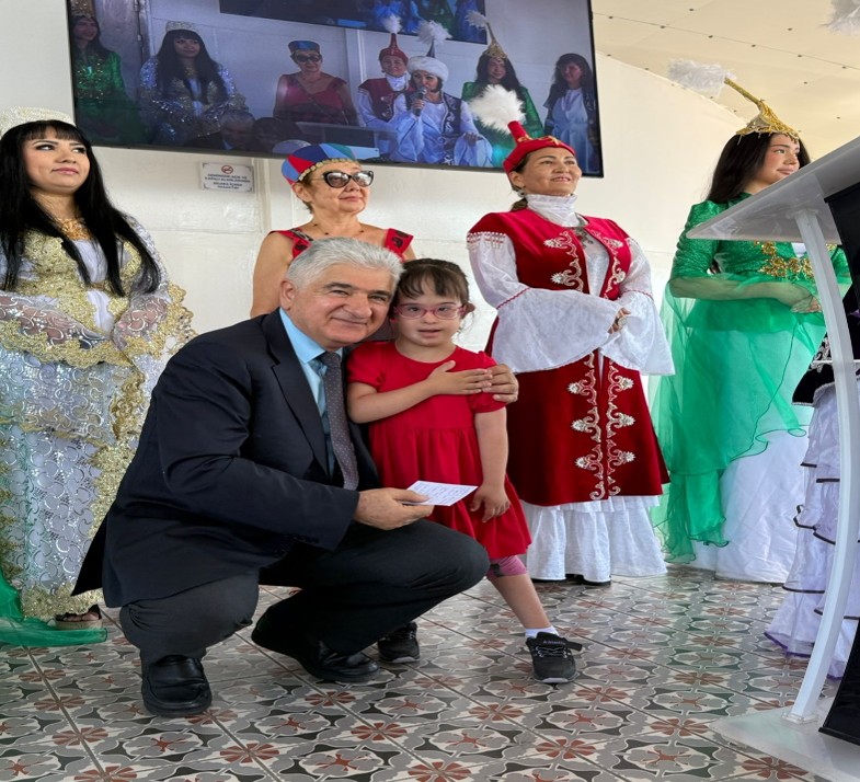 Fatma Zehra ile Sayın Tahsin Usta’dan sevgi dolu bir an.