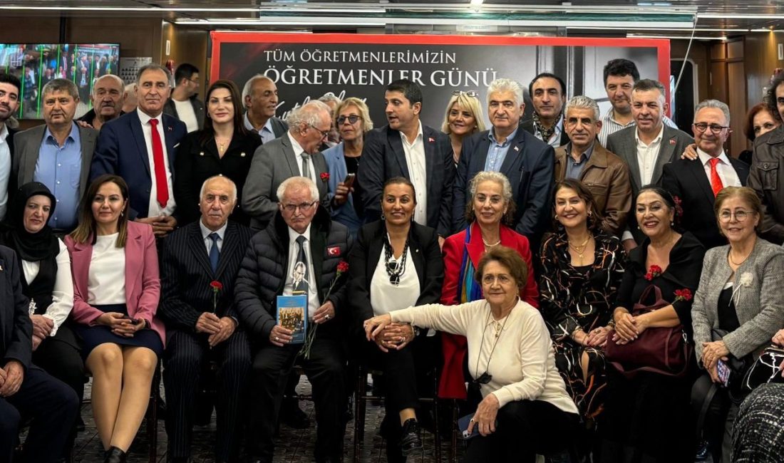 İstanbul Ardahan İl Derneği, Öğretmenler Günü vesilesiyle Ardahanlı öğretmenleri Üsküdar