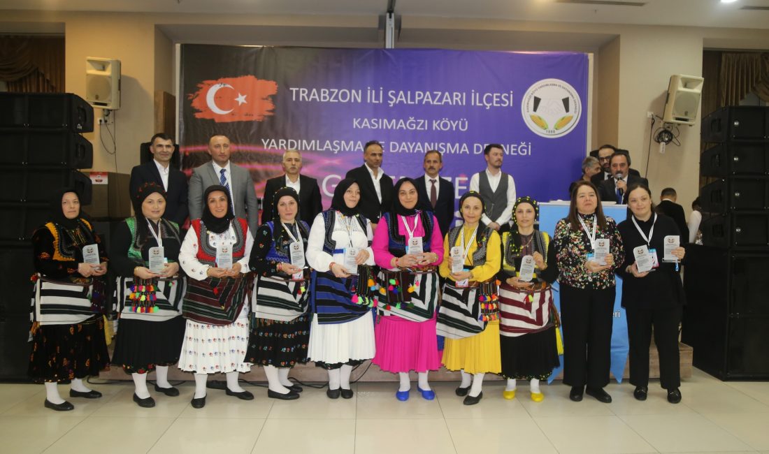 Kasımağzı Köyü Dernek Başkanı Çetin Kılıç’ın öncülüğünde İstanbul’da düzenlenen Kasımağzı