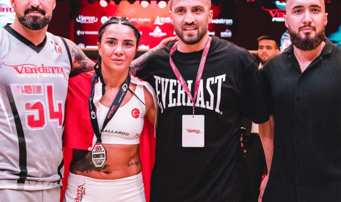 Milli sporcu Sabriye Şengül, Ankara’da düzenlenen Vendetta Fight Night organizasyonunda