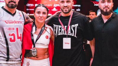 Milli sporcu Sabriye Şengül, Ankara’da düzenlenen Vendetta Fight Night organizasyonunda