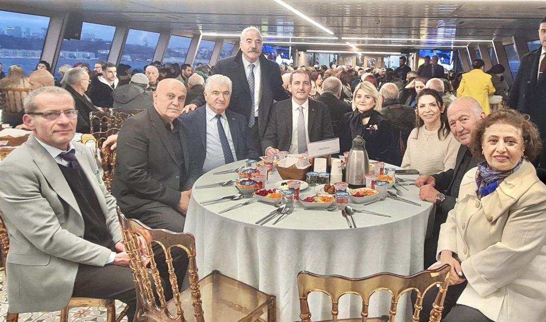 Yeni kurulan Üsküdar Artvinliler Derneği (ÜSARDER), Üsküdar Belediyesi’nin Valide Sultan