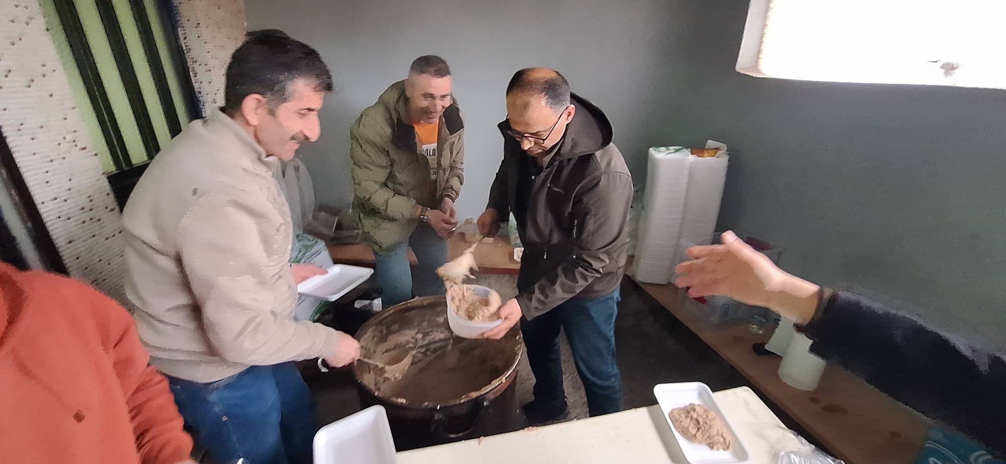 Şalpazarlılar Eski Bayramları Yaşatmaya Devam Ediyor