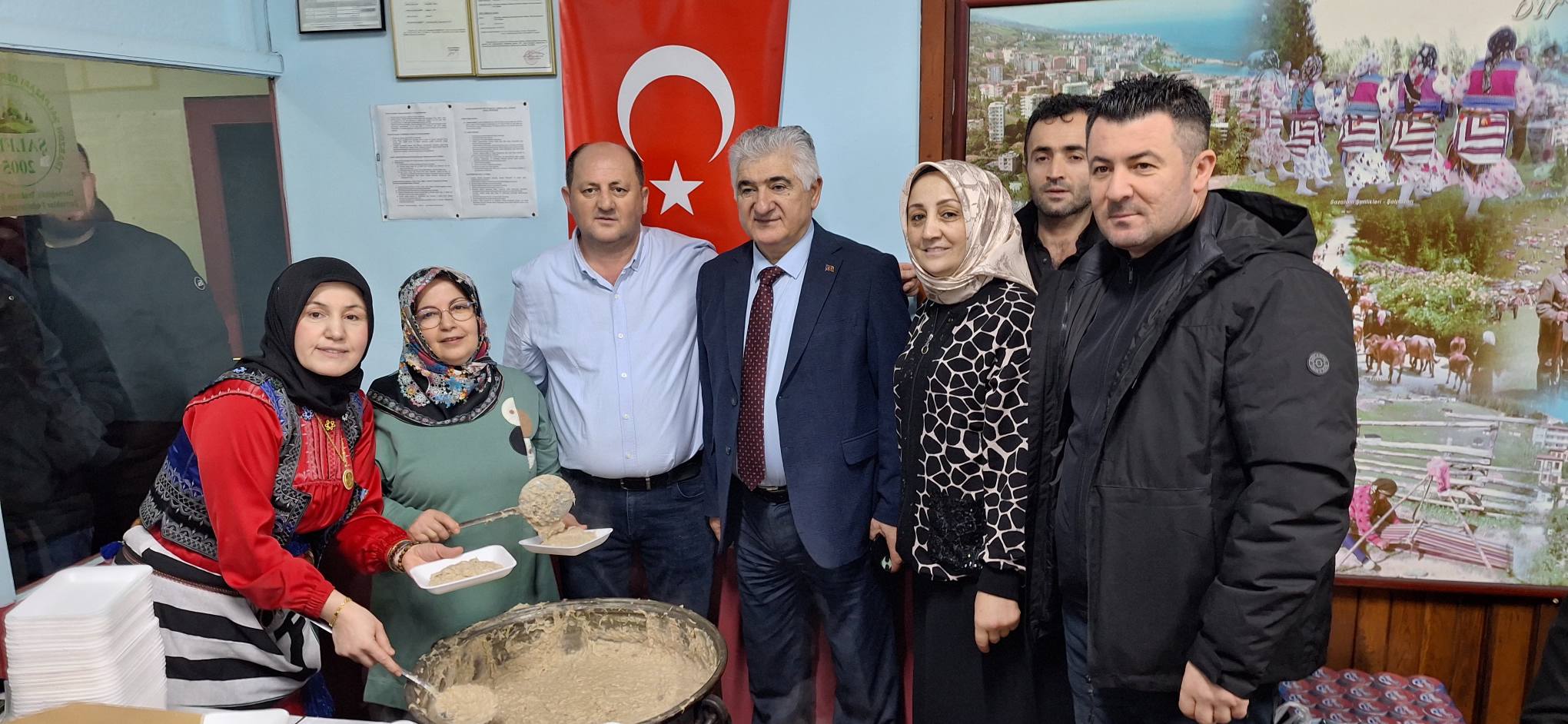 Şalpazarlılar Eski Bayramları Yaşatmaya Devam Ediyor