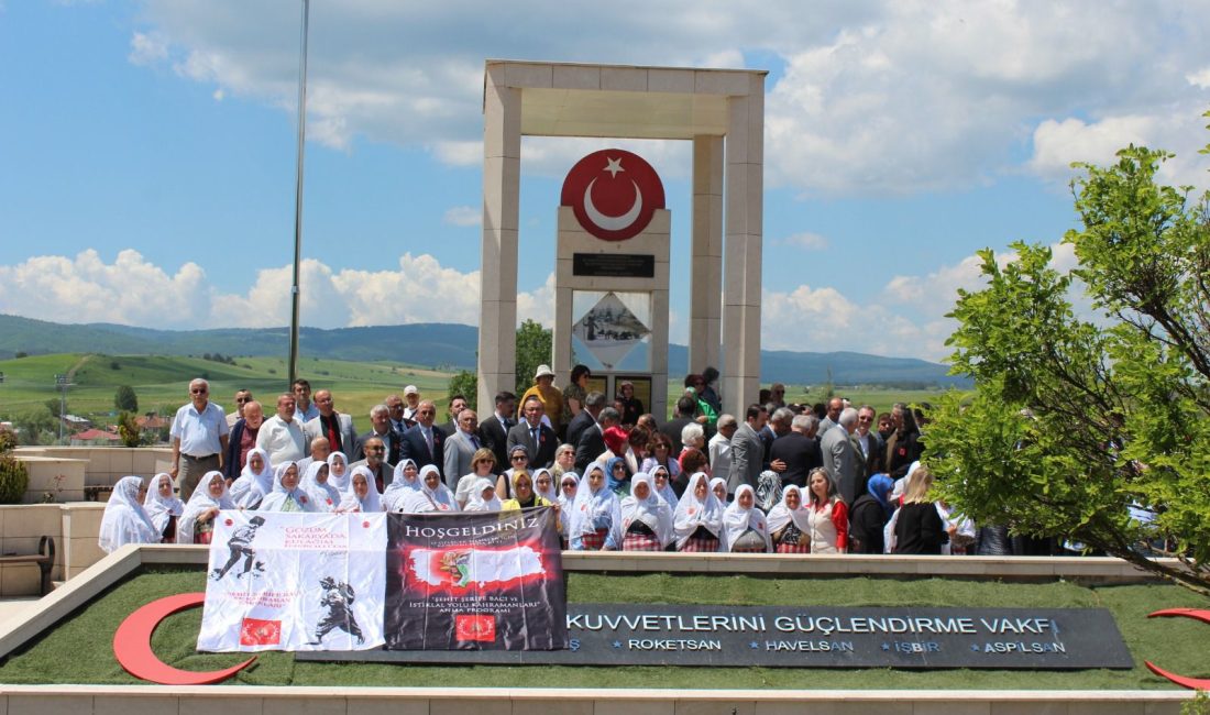 Millî Mücadele'nin kahraman isimlerinden Şehit Şerife Bacı, memleketi Seydiler'de dualar,